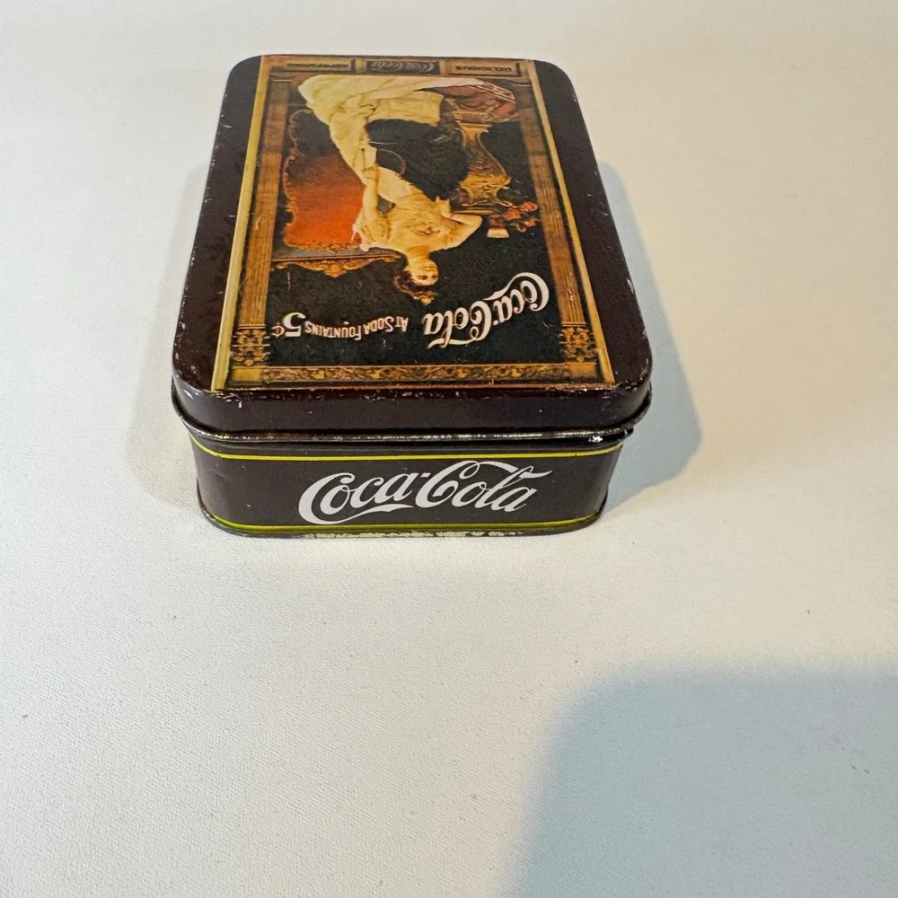 Vintage Coca-Cola Metal Tin Victorian Lady Soda Fountain 5 Cents Hinged Box